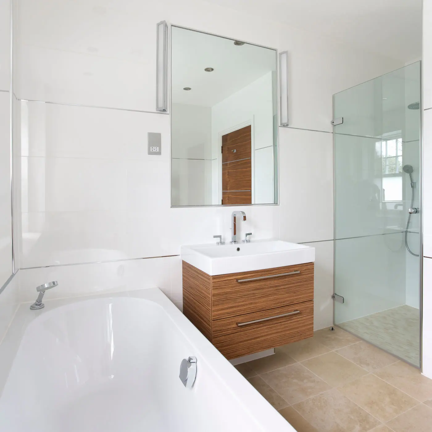 How to clean your bathroom the right way?