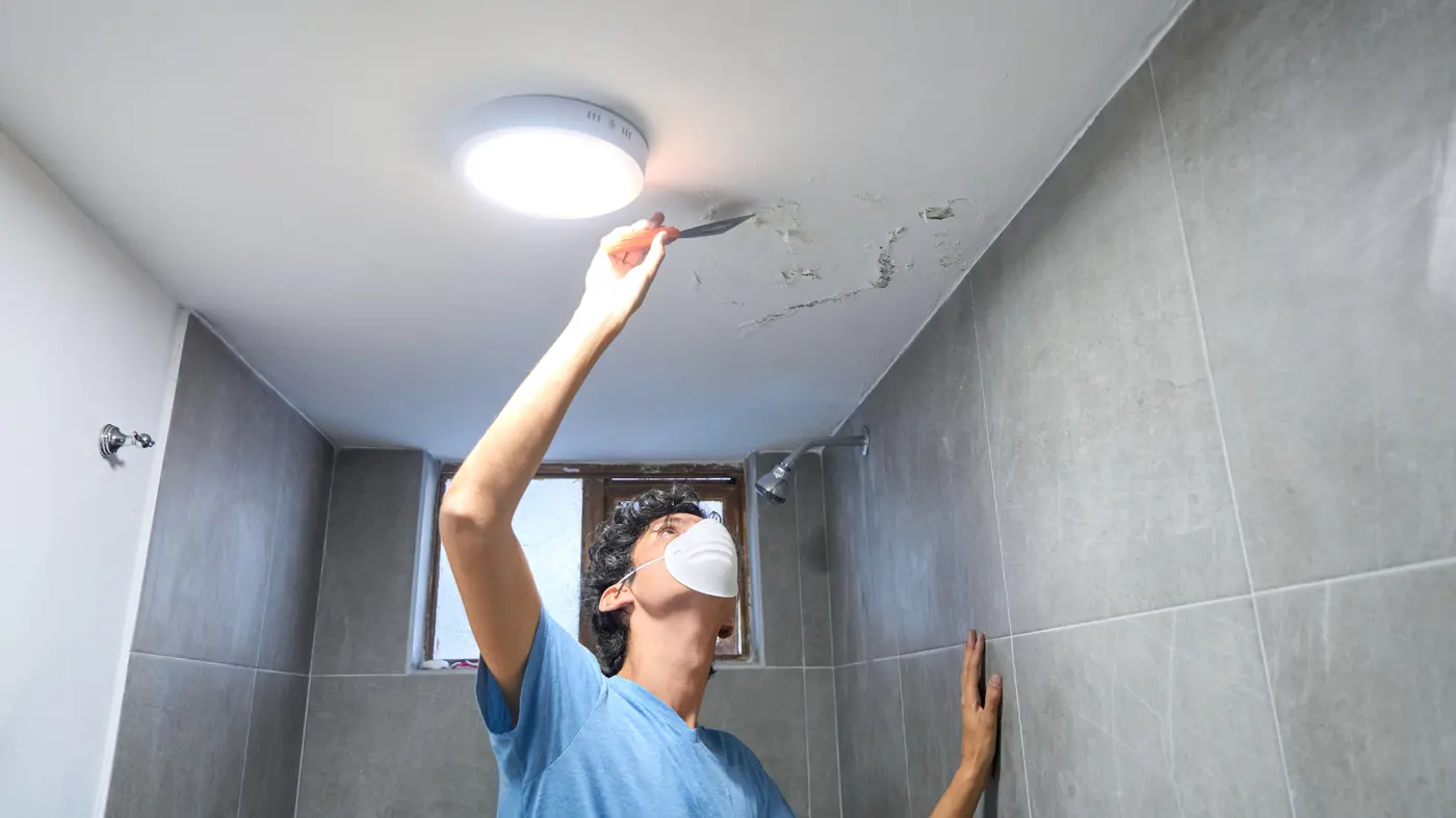 Professional cleaner using a cleaning solution
